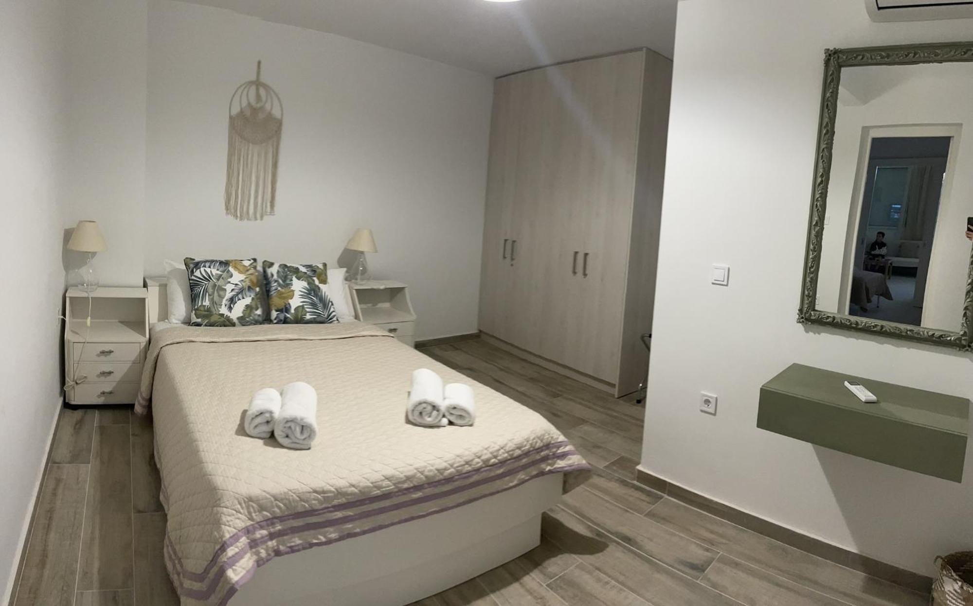 Piraiki Coastal Accommodation Pire Dış mekan fotoğraf